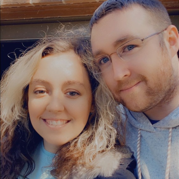 Meet your Posher, Jessica - Picture 1 of 5